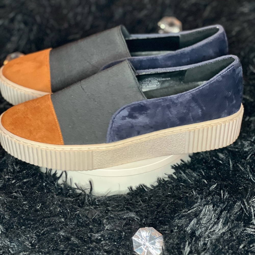 Multicolor comfortable slip on sneakers pairs great with a blazer and jeans.